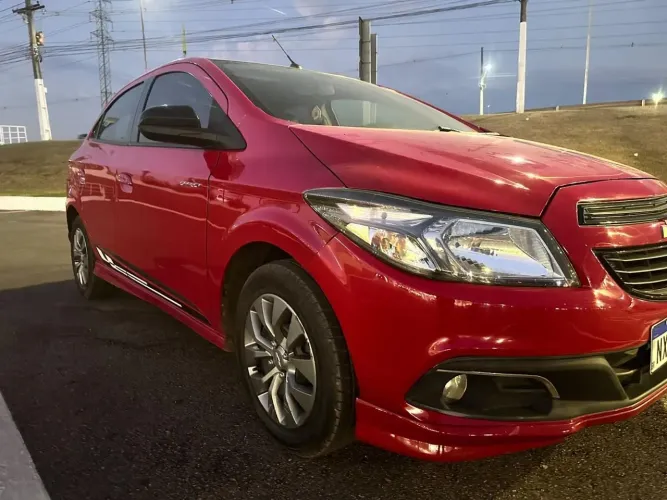 Chevrolet Onix Hatch Effect 1.4 8V Flex Power Mec. 4P 2016