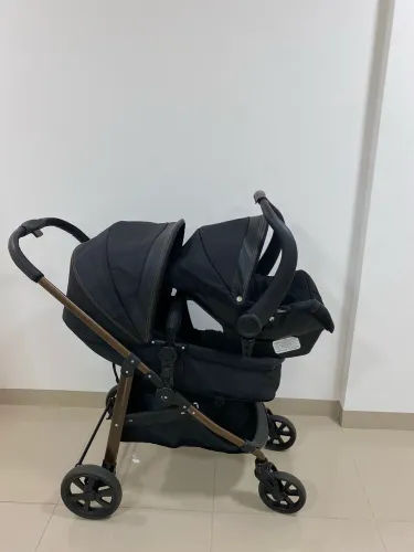 Carrinho + bebê conforto Galzerano