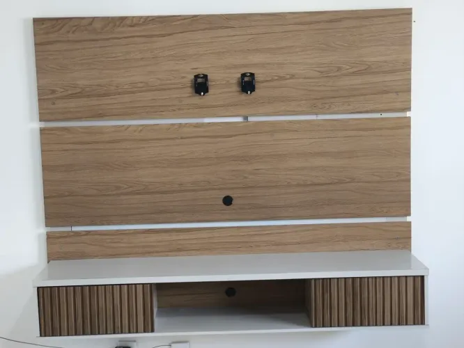 Painel de TV novinho