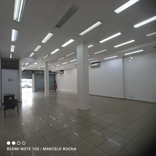 Lojão para aluguel com 180 metros quadrados no Centro - Cotia - SP