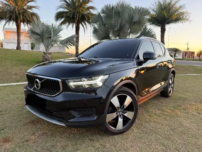 Volvo XC40 XC 40 T-4 Momentum 2.0 190cv FWD 2020