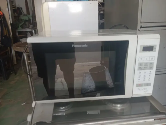 Microondas Panasonic Picolo Stile 19 litros