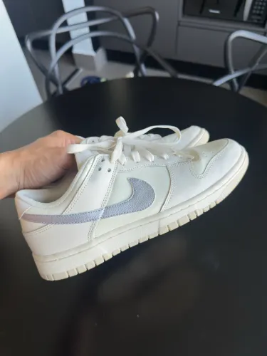 Tênis Nike Dunk Low Essential Sail Oxygen Purple Tamanho 39 - ORIGINAL
