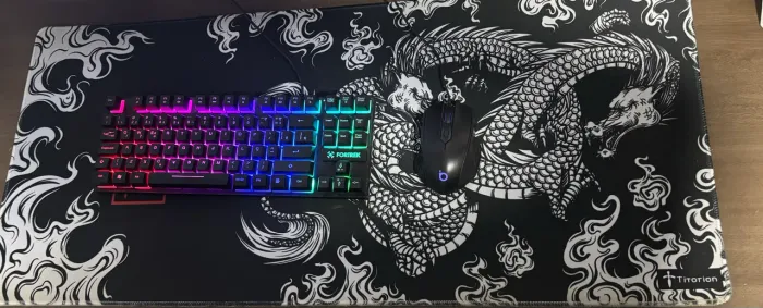 Kit teclado, mouse e mousepad
