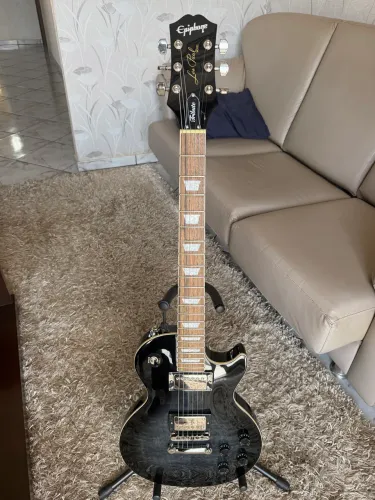 Epiphone Les Paul Tribute Plus