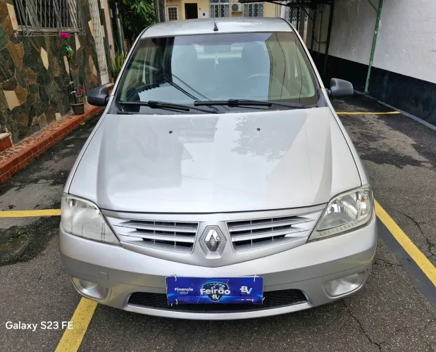 Renault Logan Expression Hi-flex 1.6 8V 4P 2010