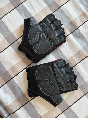 Roupas semi novas