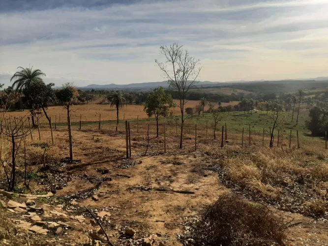 Vendo lote em Igarapé MG