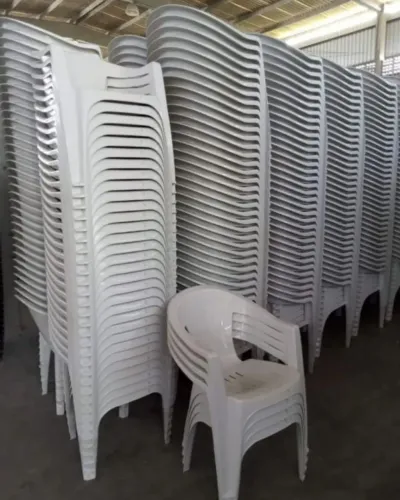 Cadeira Plástica NOVA Agente Mega Oferta Muiyo FORTEV75