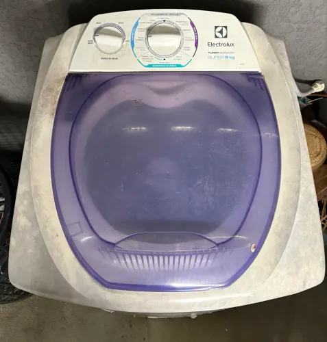 Vendo Máquina de lavar 8k