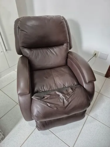 Poltrona Reclinável Automática
