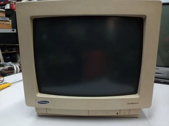 Monitor CRT Sansung 14 Pol Pc antigo db9