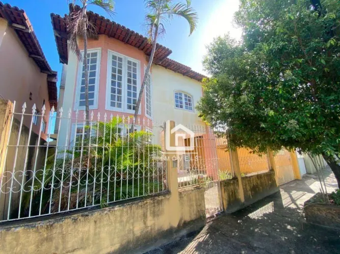 Casa com 4 dormitórios para alugar, 400 m² por R$ 6.651,68/mês - Araçás - Vila Velha/ES