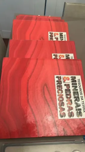 Coleção Tesouros da Terra