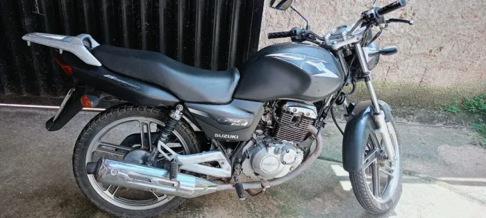 Vendo Suzuki gsr 150i