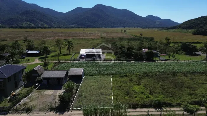 OPORTUNIDADE! Lote em Paulo Lopes com Energia Ligada  Apenas R$ 115 Mil!