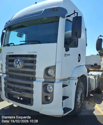 Volkswagen 25.420 Constellation 6x2 2p (Diesel)(E5) 2020/2021 Vamos Seminovos Pinheirinho