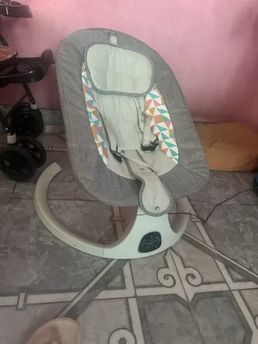 Cadeirinha de balanço de bebê