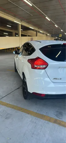 Ford Focus 1.6 S/se/se Plus Flex 8v/16v 5P 2016