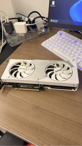 GeForce RTX 5070 INNO3D 12Gb