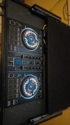 Controladora DDJ RB