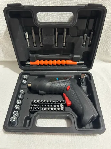 PARAFUSADEIRA ELÉTRICA + KIT COMPLETO