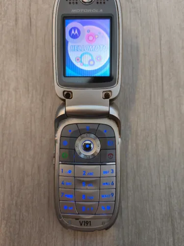 Motorola V191 Flip Antigo | Celular Retrô Funcionando 100% | Oportunidade