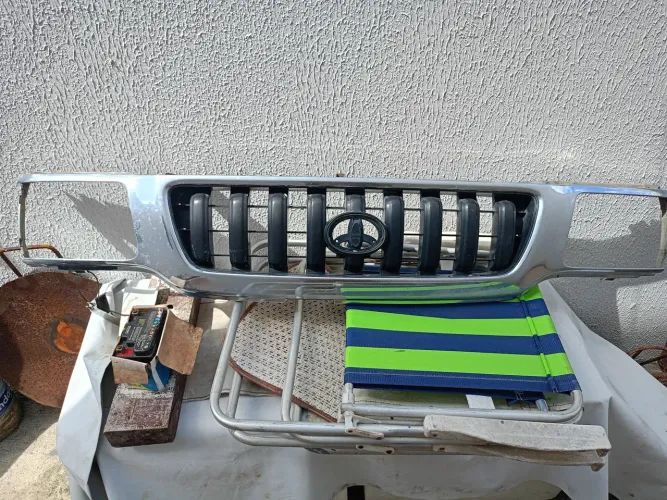VENDO ESSES ITENS, ARO ORIGINAL DO BUGGY FYBER, GRADE DIANTEIRA DA HILUX, PARA-CHOQUE .