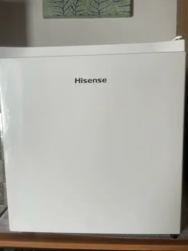 FRIGOBAR Hisense Novo d mais