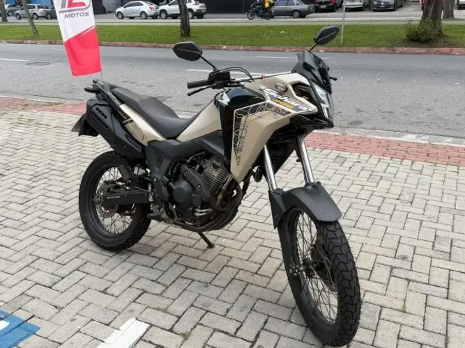 Honda Sahara 300 Adv 2024