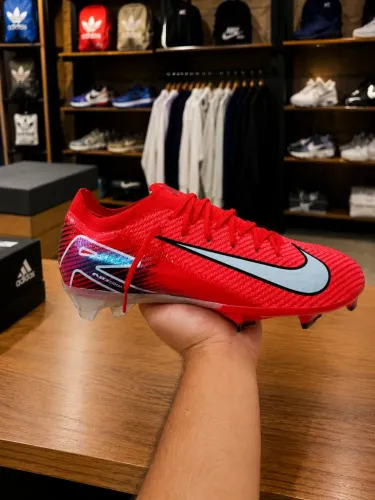 Chuteira Nike Mercurial Campo(42)