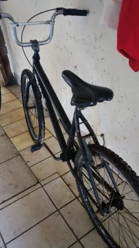 Bicicleta aro 20 em ótimo estado