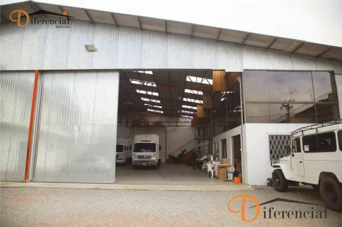 Galpão à venda, 1079 m² por R$ 2.200.000,00 - Guaíra - Curitiba/PR