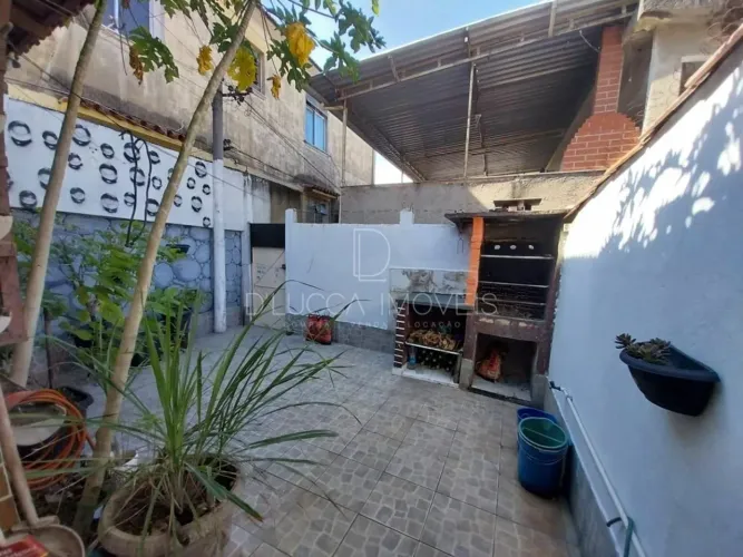 casa de 2 Dormitórios - Vaz Lobo