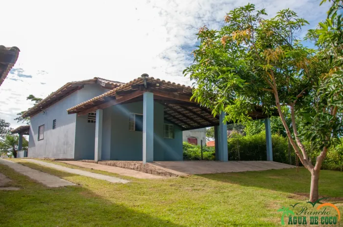 Feriado 20 de novembro - Rancho beira a rio, em Três Marias