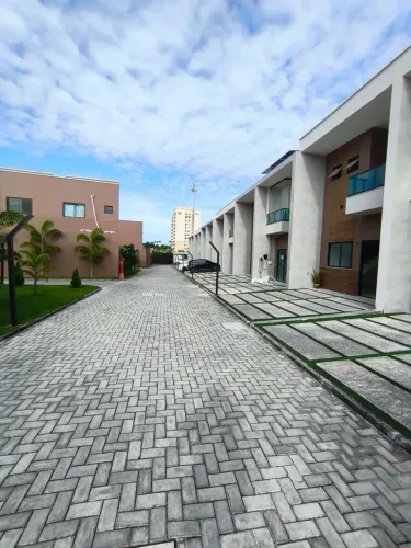 Casa de condomínio, 3 Quadras da Godofredo Maciel, Boa área de lazer