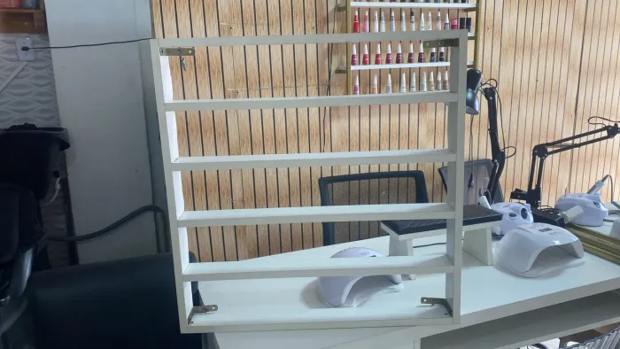 Vende-se expositor de esmaltes