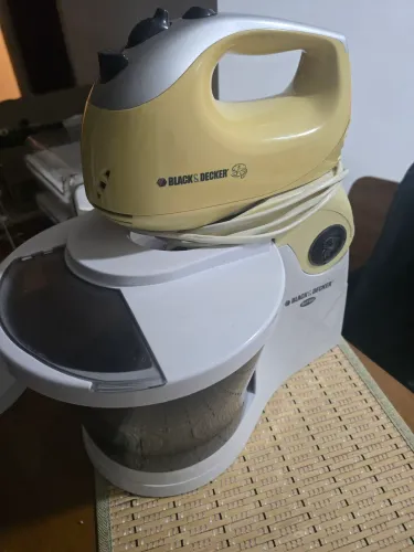 Batedeira black decker