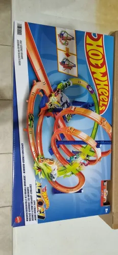 Pista Hotwheels choque épico nova na caixa parda