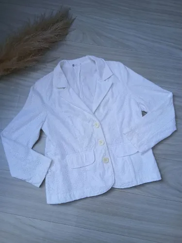 Blazer bordado, forrado da CASUAL.<br>?Tam 42/44<br>?45,00