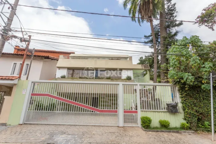 Casa à venda Rua Fernando Caldas, Rolinópolis - São Paulo