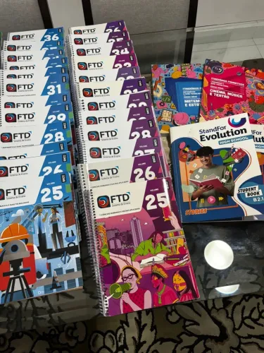 KIT LIVROS FTD IÔNICA 3 ano ENSINO MÉDIO