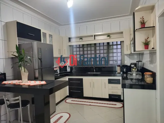 CASA RESIDENCIAL em SANTA BÁRBARA D'OESTE - SP, JARDIM DONA REGINA