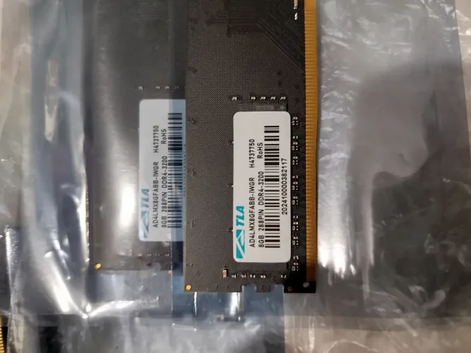 Memória RAM DDR4 8GB TLA 3200 MHZ desktop 
