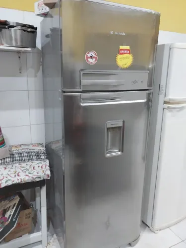 Geladeira Eletrolux modelo DC50X 462litros 110w