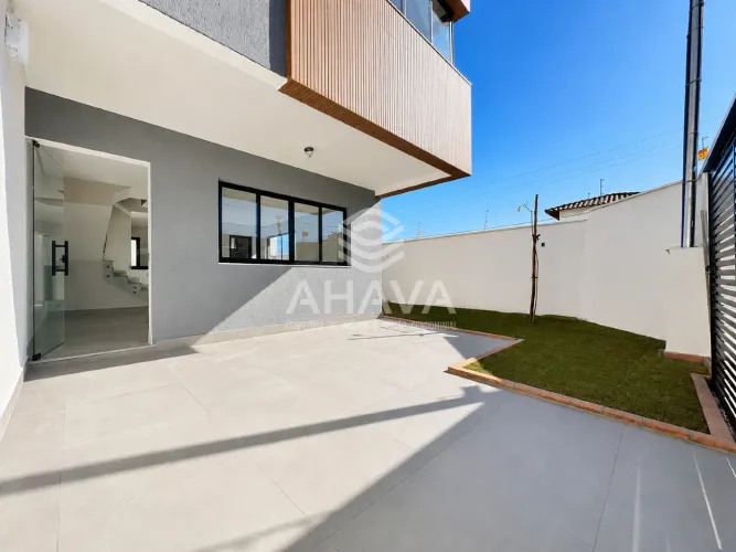 Casa com 3 Quartos sendo 1 suíte à Venda, 176m², Planalto, próximo à Avenida General Carlo
