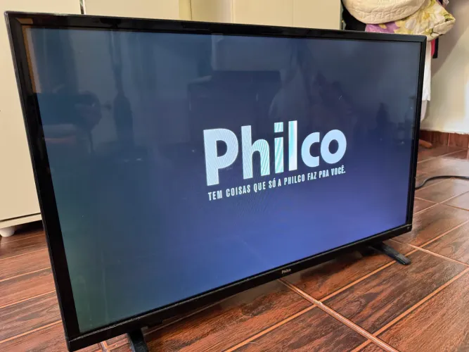 Vendo TV 32 PHILCO - em perfeito estado!!
