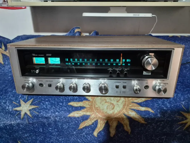 Receiver Sansui 5050