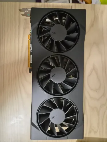 XFX Radeon RX 9060 XT OC - Performance Máxima (PCIe 4.0)