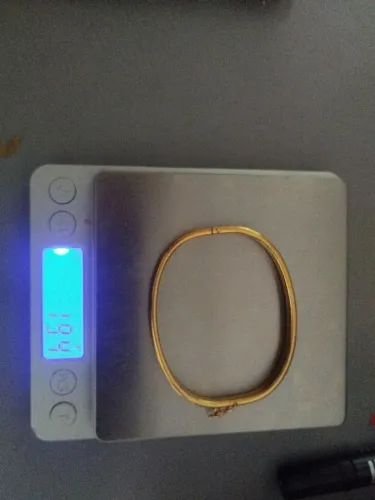 Bracelete banhado a ouro de qualidade